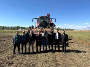 ak parti agri il baskani ilhami yildiz ureten kazanacak turkiye buyuyecek zNUjZ1mn.jpg