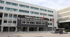 antalya buyuksehir belediyesinde kimler gozaltina alindi antalya buyuksehir belediyesine operasyon B7Zeu85x.jpg
