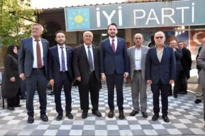 selendi iyi partinin yeni baskani ilhan turk oldu XI529qOW.jpg